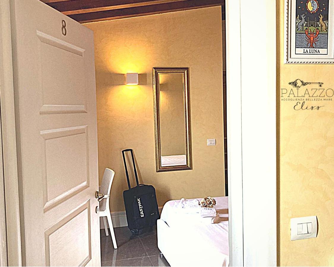 B&B Palazzo Eliss Di Bartocci Srl Margherita Di Savoia Buitenkant foto