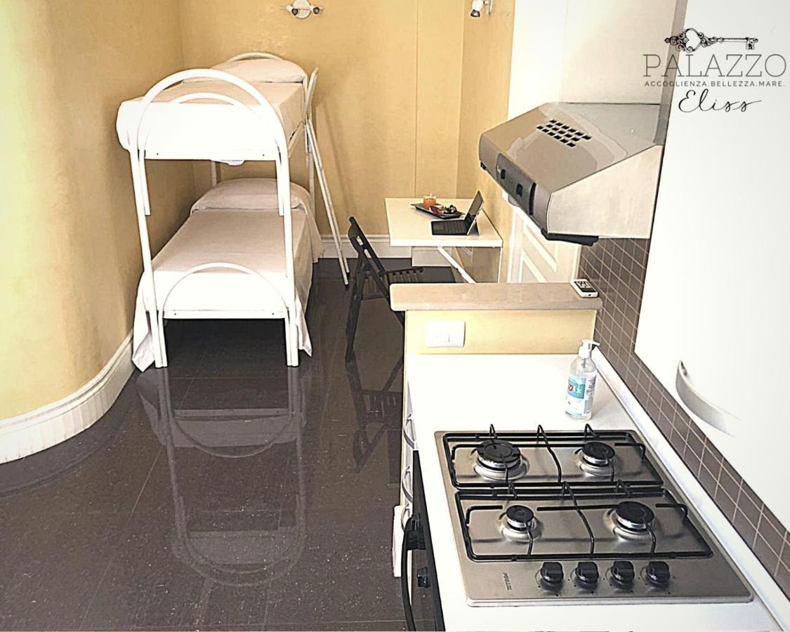 B&B Palazzo Eliss Di Bartocci Srl Margherita Di Savoia Buitenkant foto